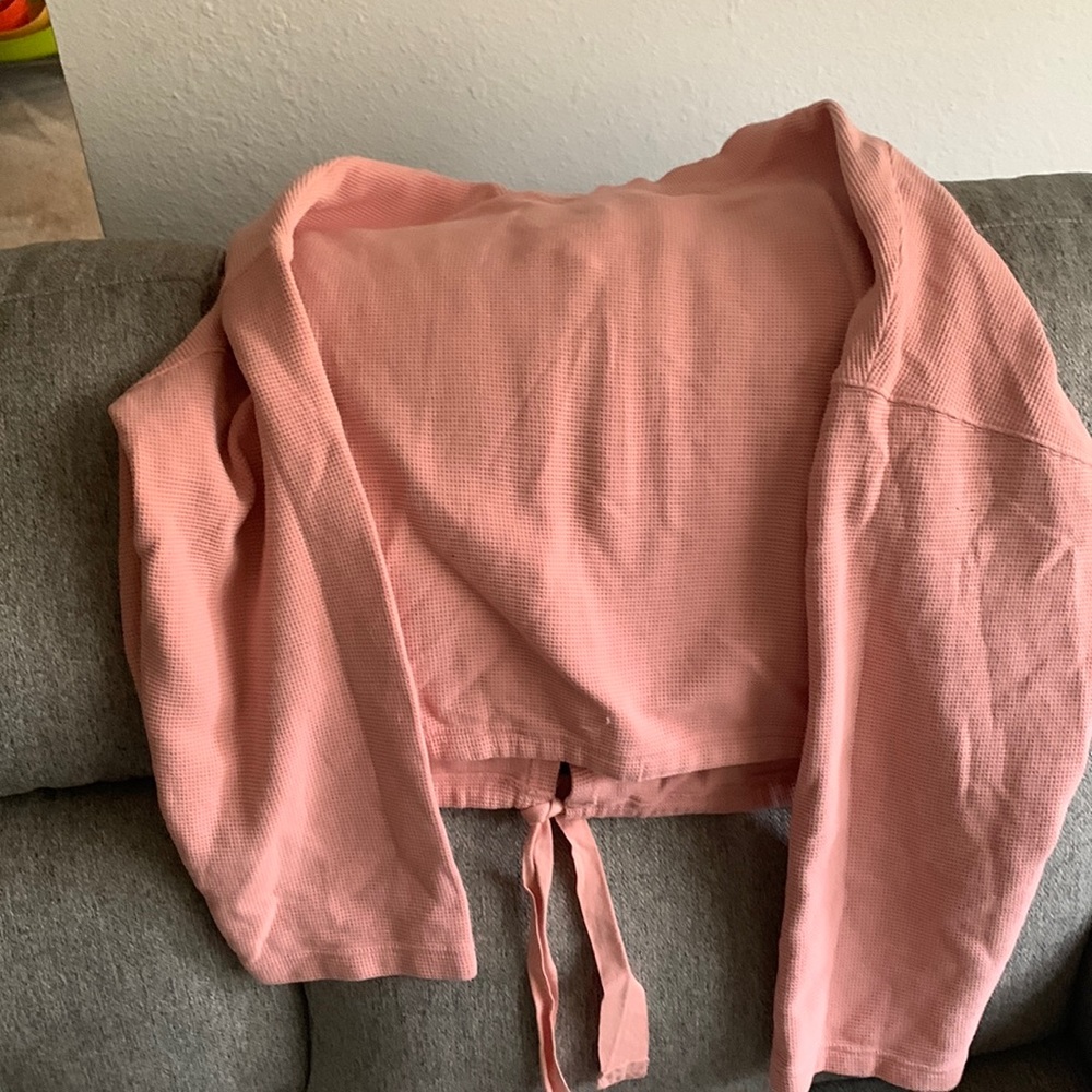 Fabletics tie back sweatshirt in pink like new clean non smoking home